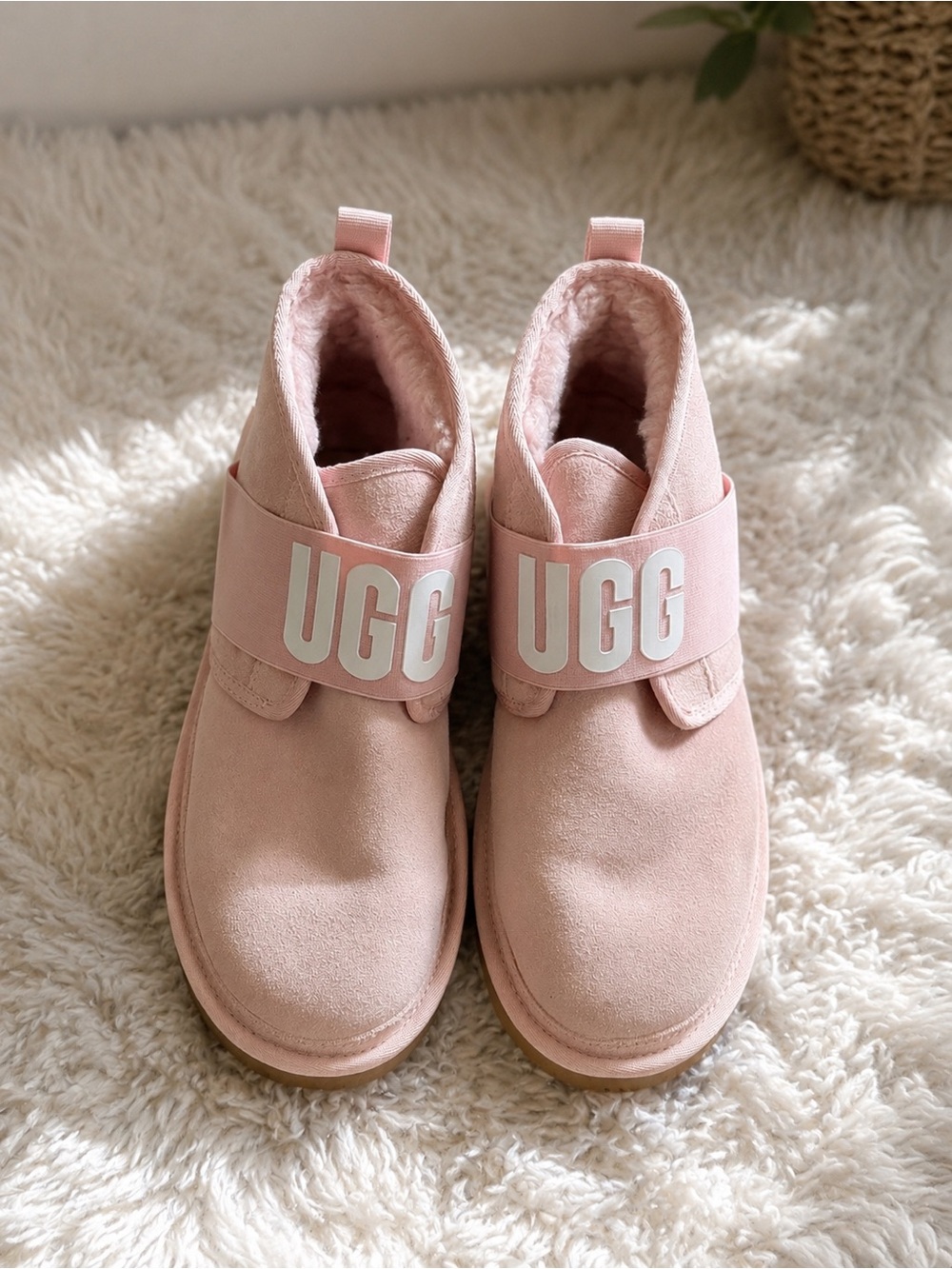UGG Neumel Flex Pink Suede Wool Lined Logo Strap Boots Women’s 10